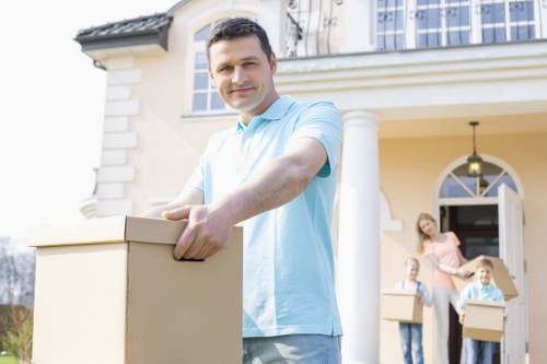 Small move support for flats and homes in Watford